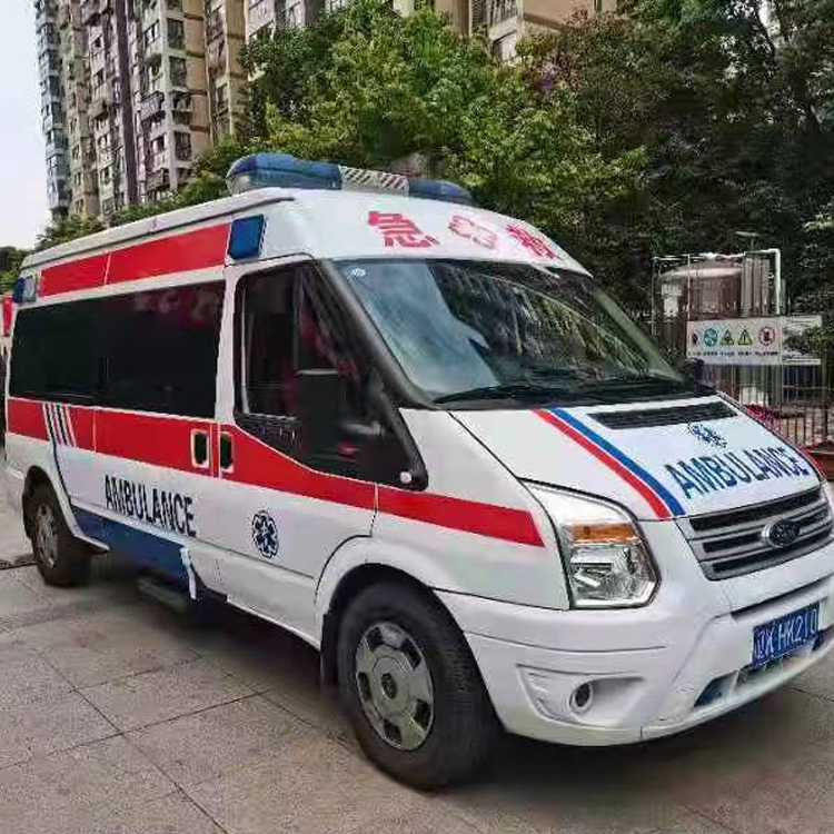 鼎湖长途救护车护送病人返乡